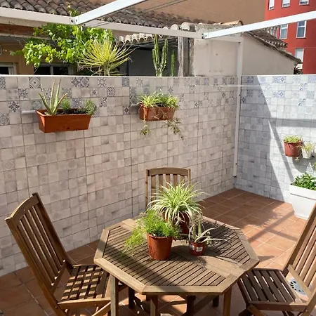 Comfortable Guest Room With Balcony Beniarjo Exterior photo